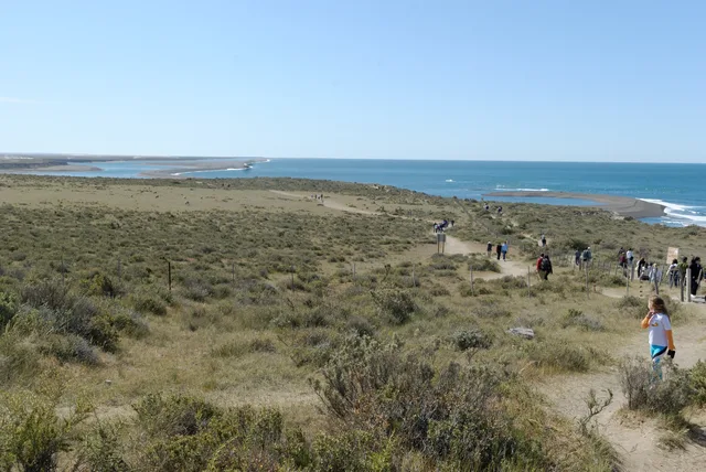 Escenarios naturales utilizados para turismo y recreación — Península Valdés.